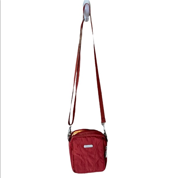 Baggallini rust orange red mini crossbody bag purse